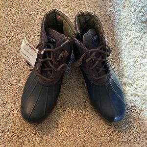 Sperry Snow boots